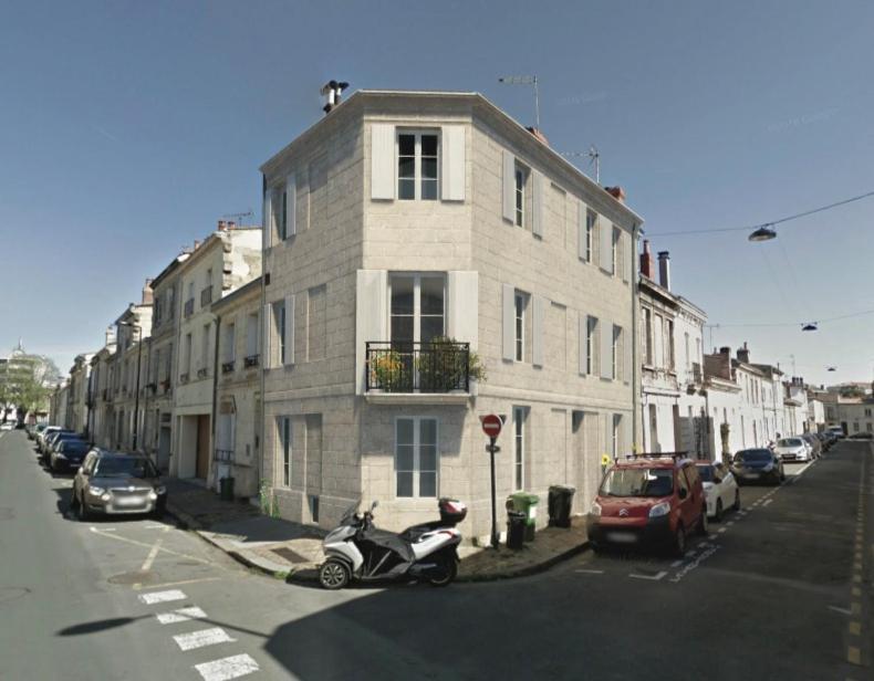 Le Loft Bleu - Un Atelier-Cocon Elegant & Central Bordeaux Kültér fotó